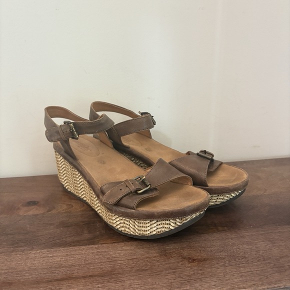 Bussola Leather Wedge Sandals Womens EU 41 US 10.5 Strappy‎ Ankle Strap Comfort - Picture 6 of 10